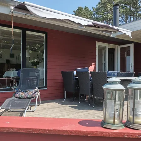 Traditional And Well-maintained With Modern Comfort