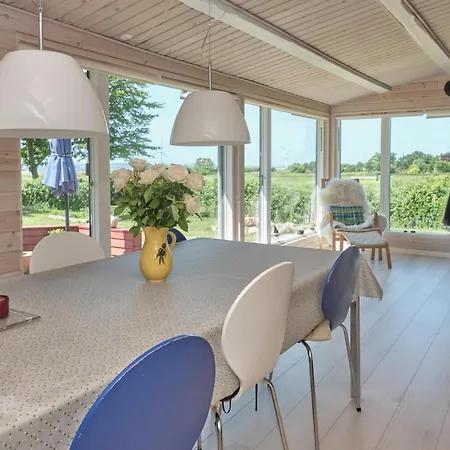 Σπίτι διακοπών Traditional And Well-maintained With Modern Comfort *