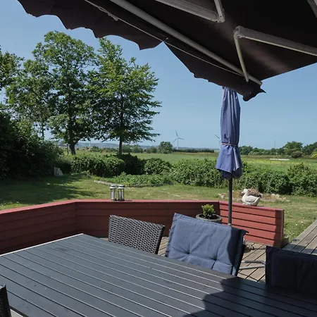 Traditional And Well-maintained With Modern Comfort