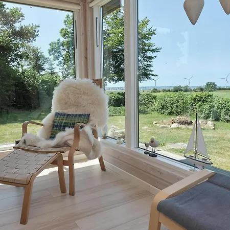 Σπίτι διακοπών Traditional And Well-maintained With Modern Comfort *