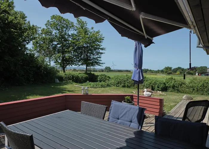 Traditional And Well-maintained With Modern Comfort